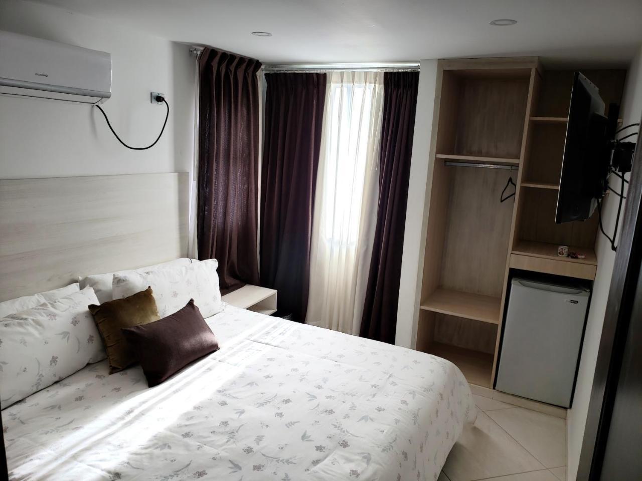 Hotel Radoa El Banco  Екстериор снимка