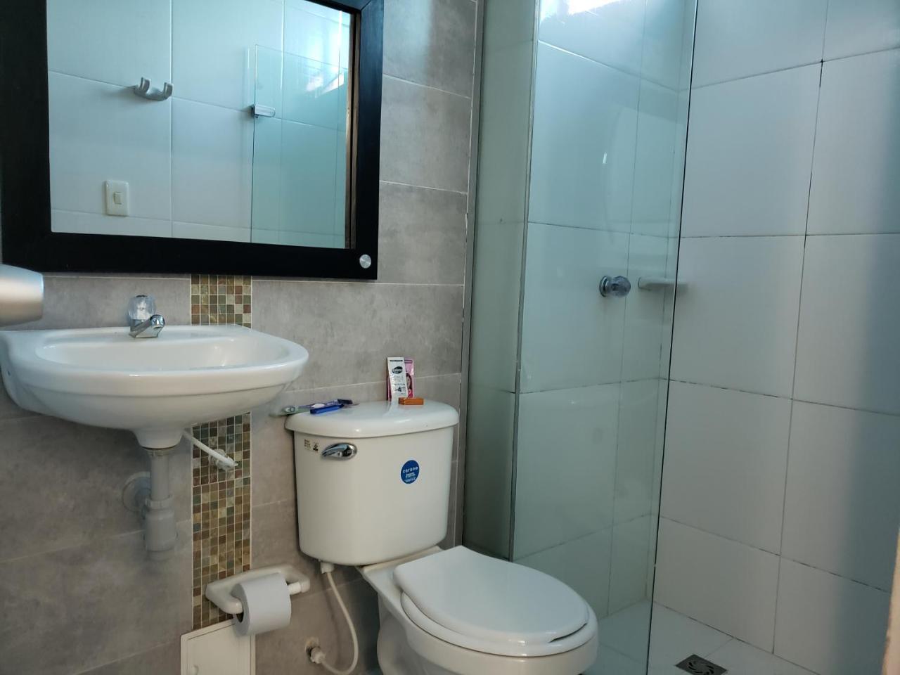 Hotel Radoa El Banco  Екстериор снимка