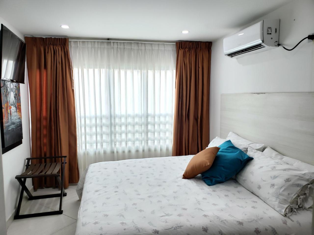 Hotel Radoa El Banco  Екстериор снимка